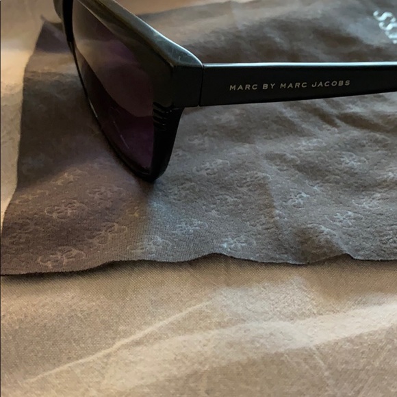 Marc Jacobs sunglasses - Picture 3 of 4